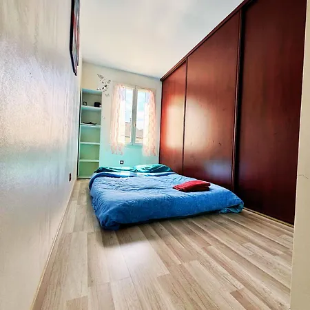Hébergement de vacances 6 à La Maison! De Paris à *